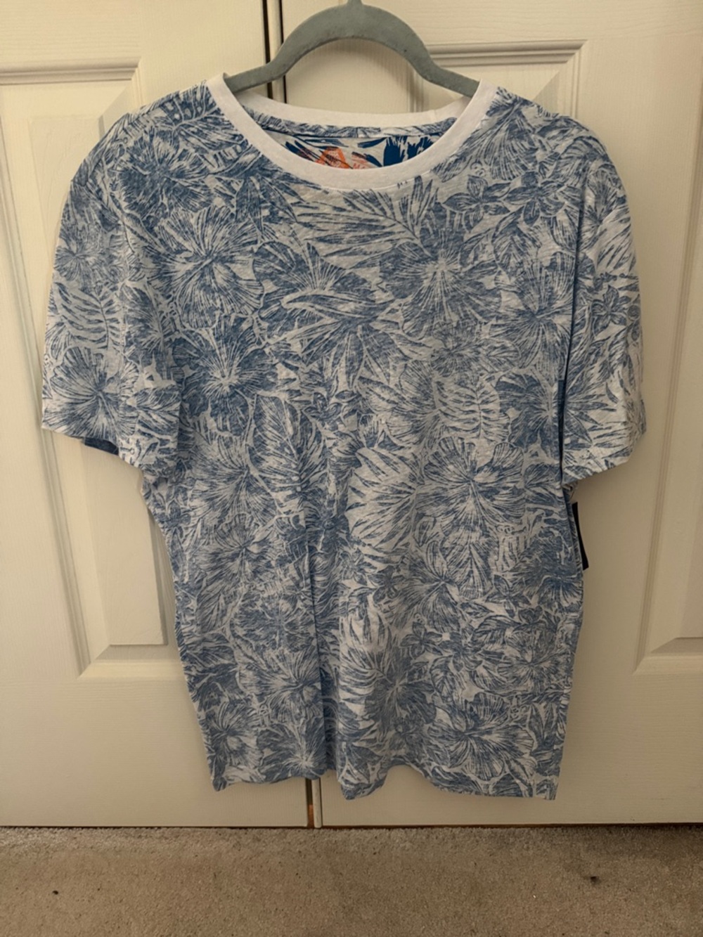 American Rag Blue and White Floral Crewneck Tee